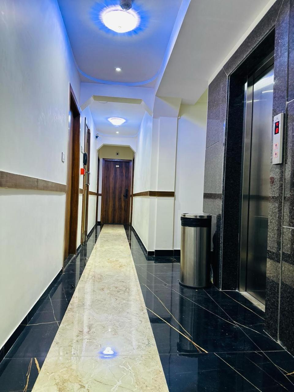 Hotel New Imperial Mumbai Exteriör bild